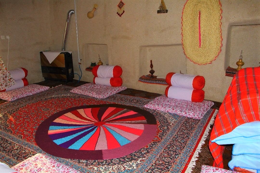 اجاره اتاق سنتی در سرکت ساری- میان خانه