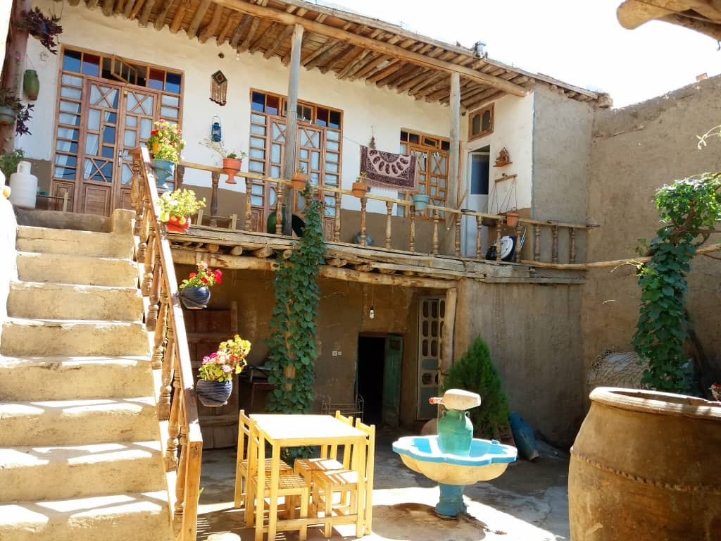 اجاره خانه روستایی در ترخین آباد همدان - اسدآباد 15 متری