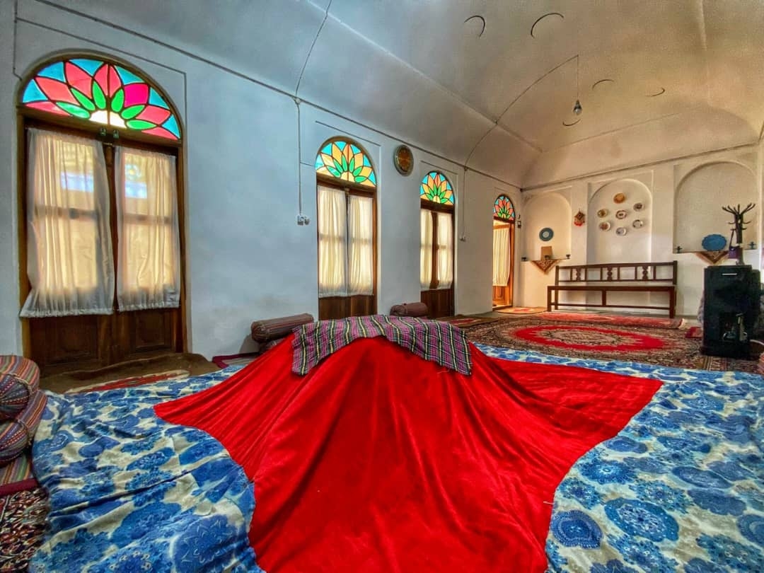 اجاره هتل سنتی در تودشک اصفهان -شاهنشین