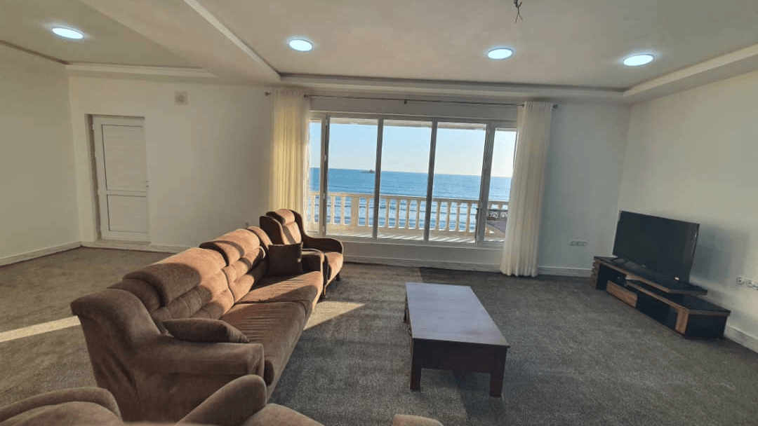 منزل دوخوابه ساحلی درسیراف