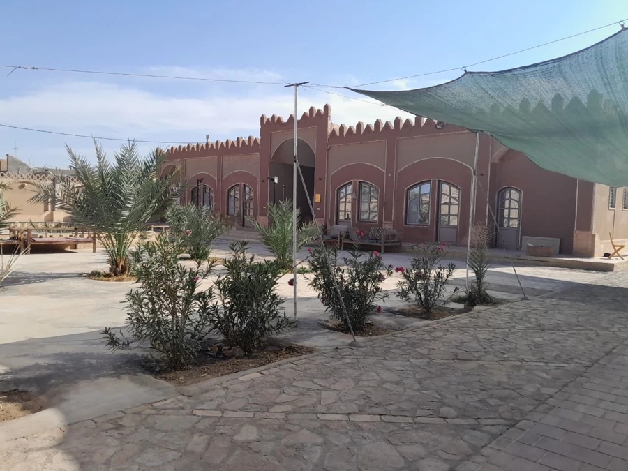 اجاره اقامتگاه بومگردی در خوربیابانک اصفهان-20 متری