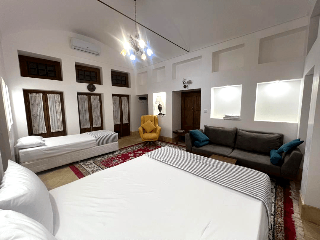 اجاره اقامتگاه بوم گردي سه تخته در یزد  - ١٠٩