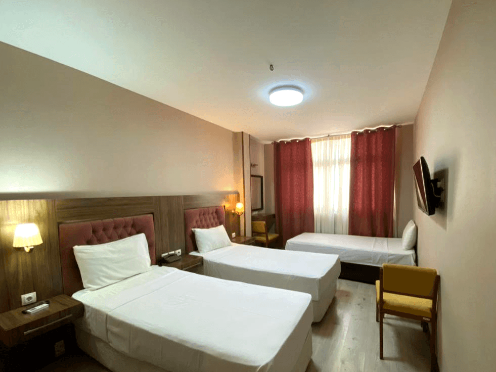 هتل سه تخته در زند شیراز