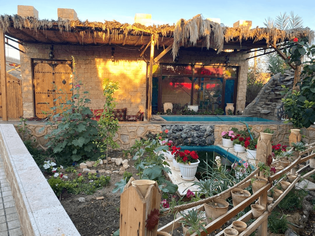 اقامتگاه بومگردی ساحلی در روستای جبرانی بندر دیر 