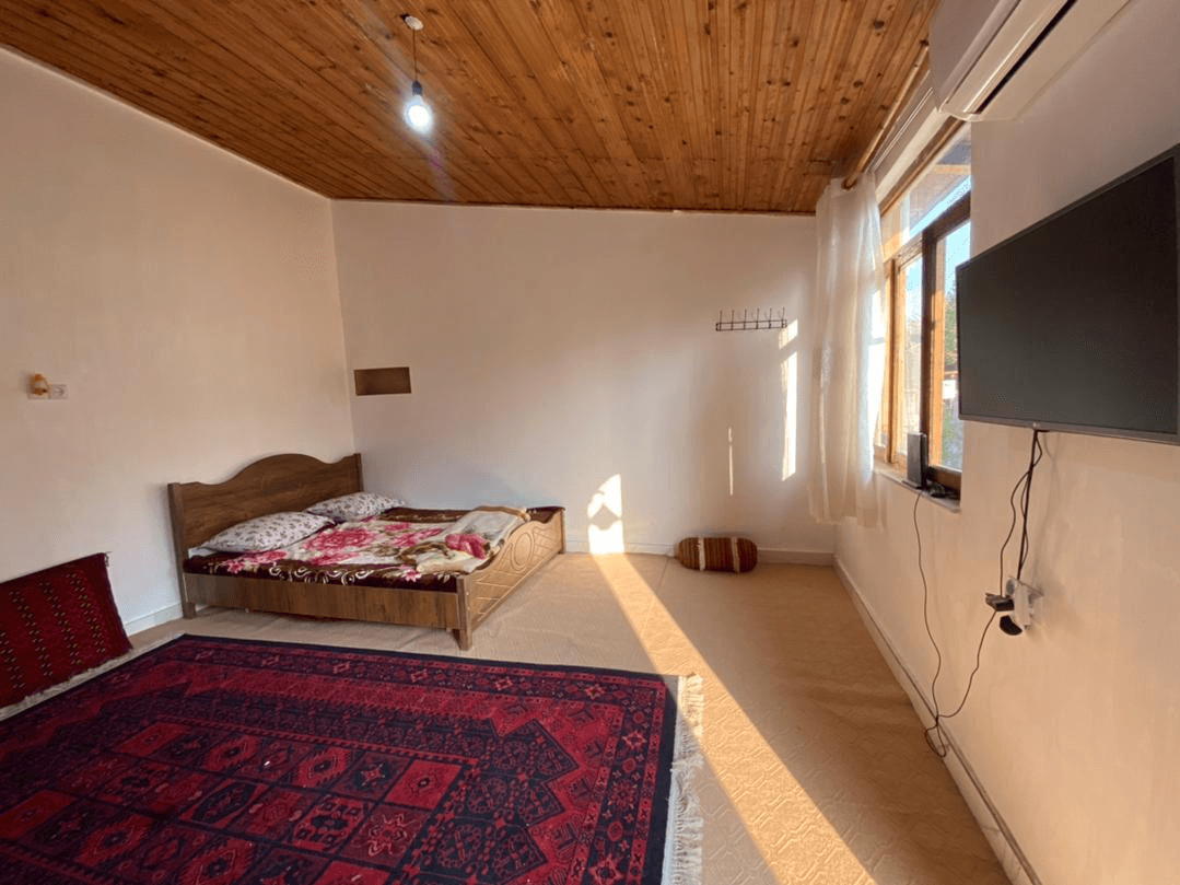 بومگردی در روستا پشتاسرا سیاهکل - پاشاکی 