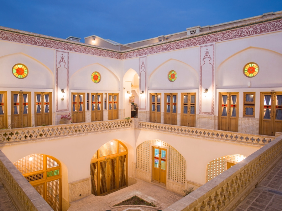 بوتیک هتل سنتی در کاشان - گلفام