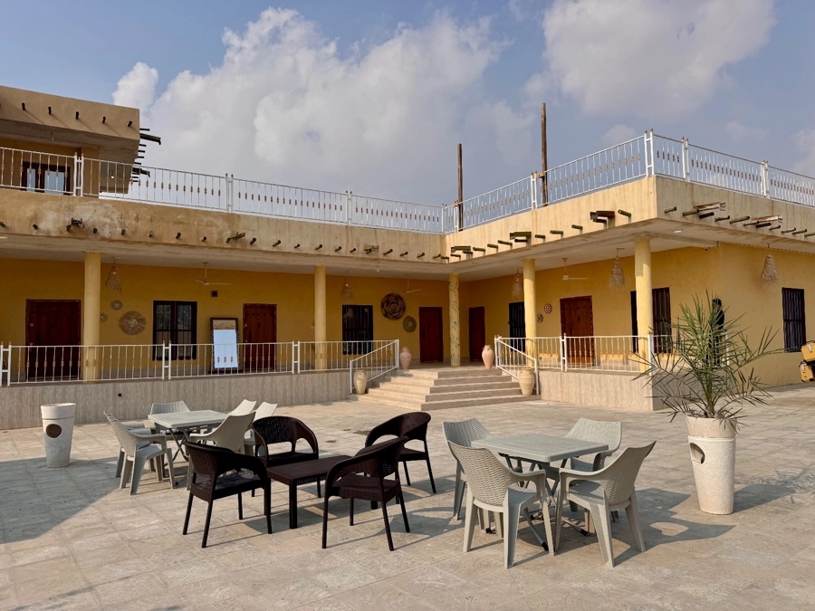 اقامتگاه بومگردی ساحلی در روستا بوستانو پارسیان - اتاق 4 تخته 