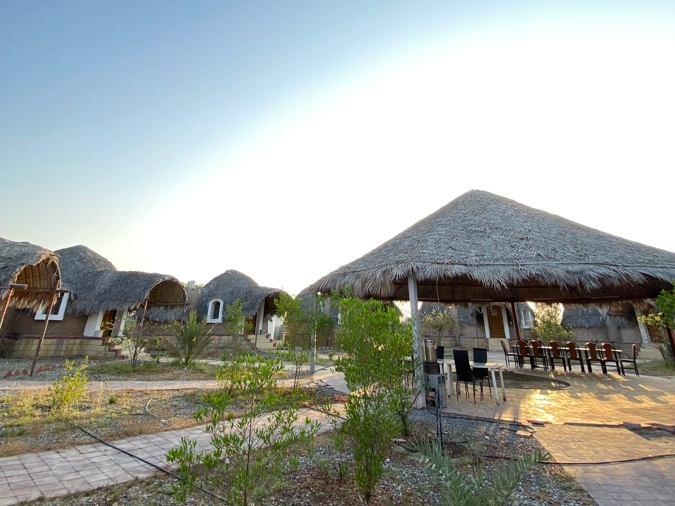 کپر ساحلی سه تخته در سیریک هرمزگان 