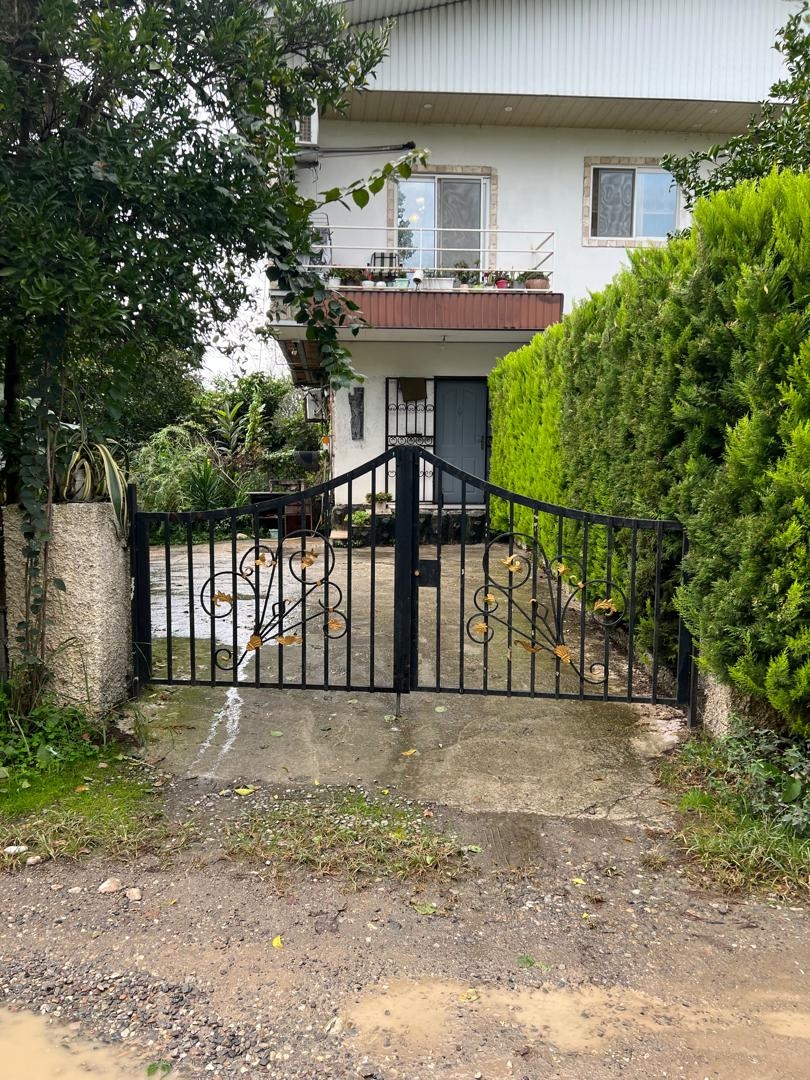 ویلا با استخر سرپوشیده آب گرم در اکبرآباد چالوس 