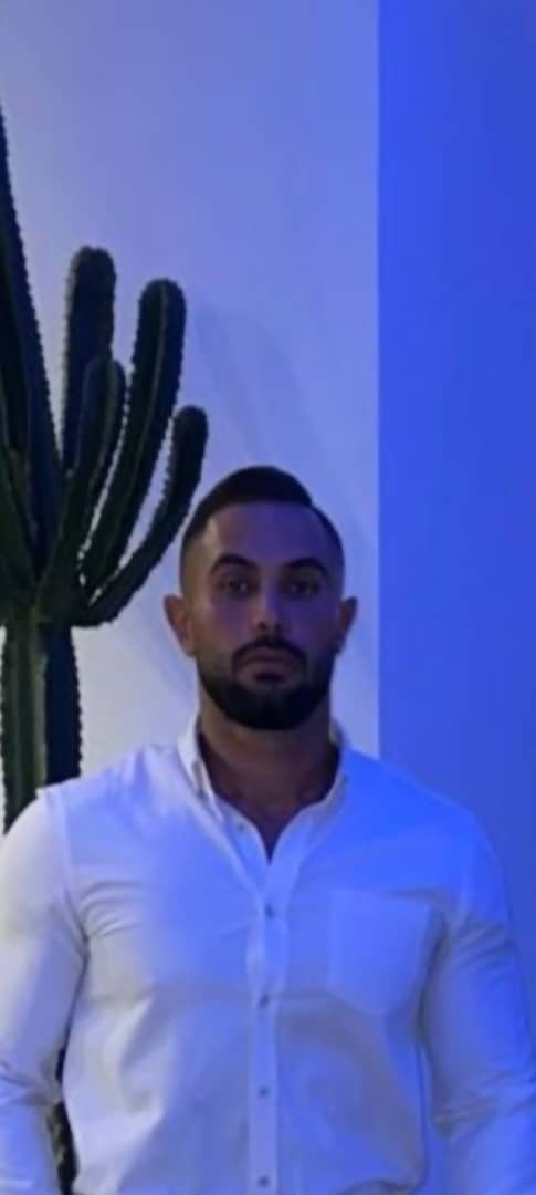 hostIntroImage-محمد حسین  تقی زاده 