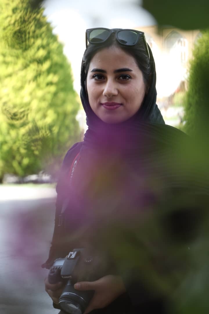 hostIntroImage-فاطمه عابدی