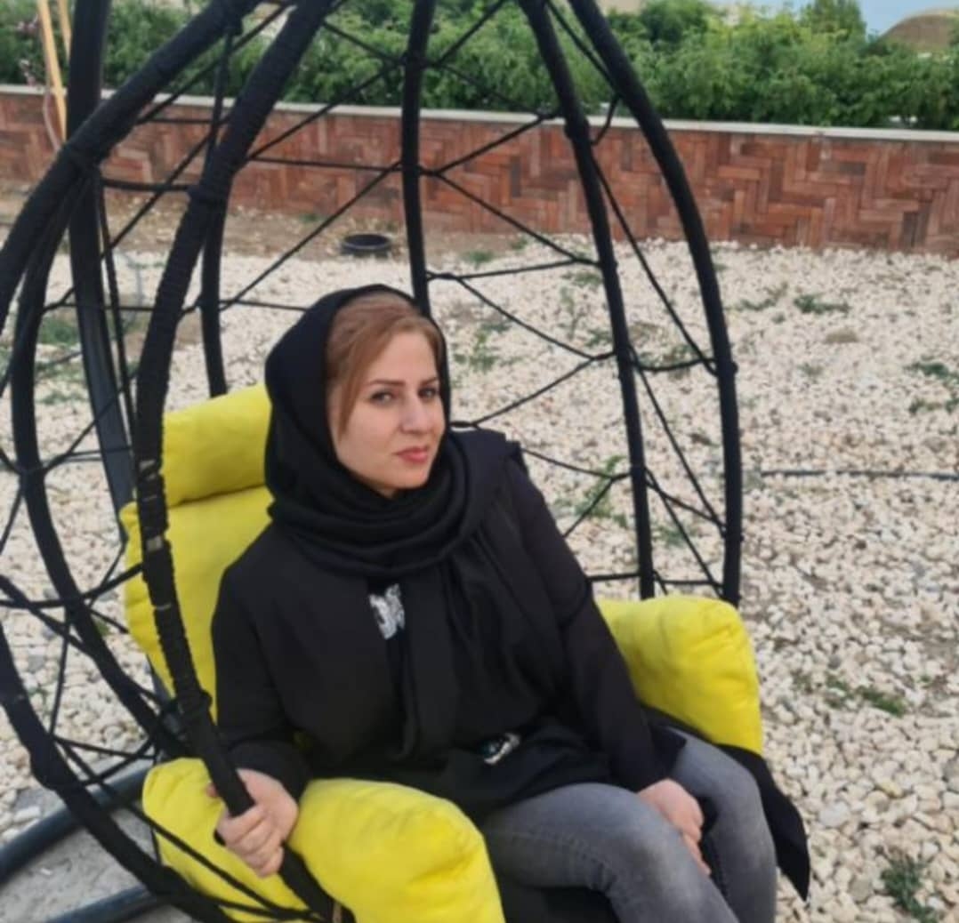 hostIntroImage-معصومه مرادی 