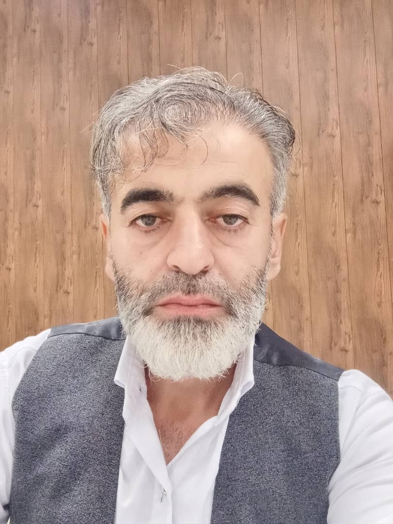 hostIntroImage-کیانوش نقره پور