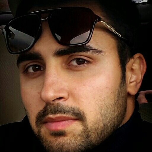 hostIntroImage-سعید رضاپور 
