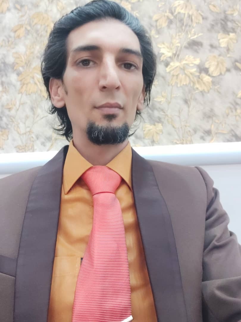 hostIntroImage-احمد حیدری
