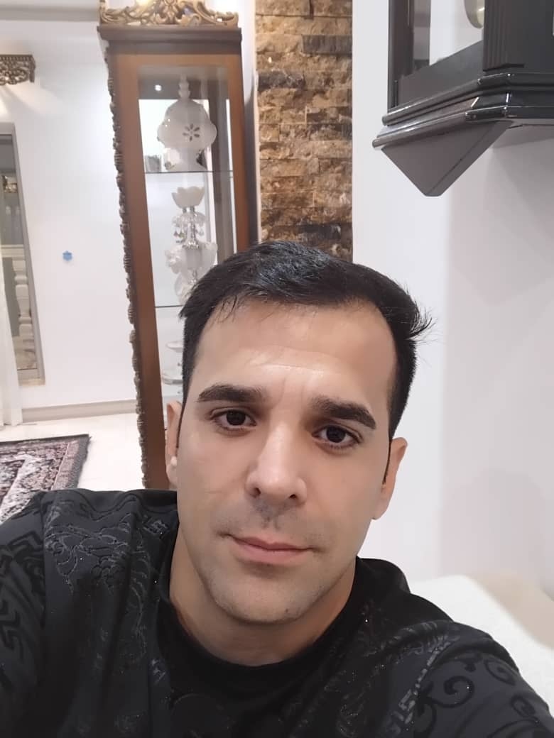 hostIntroImage-پیمان  رضائی فرد دیگه سرا