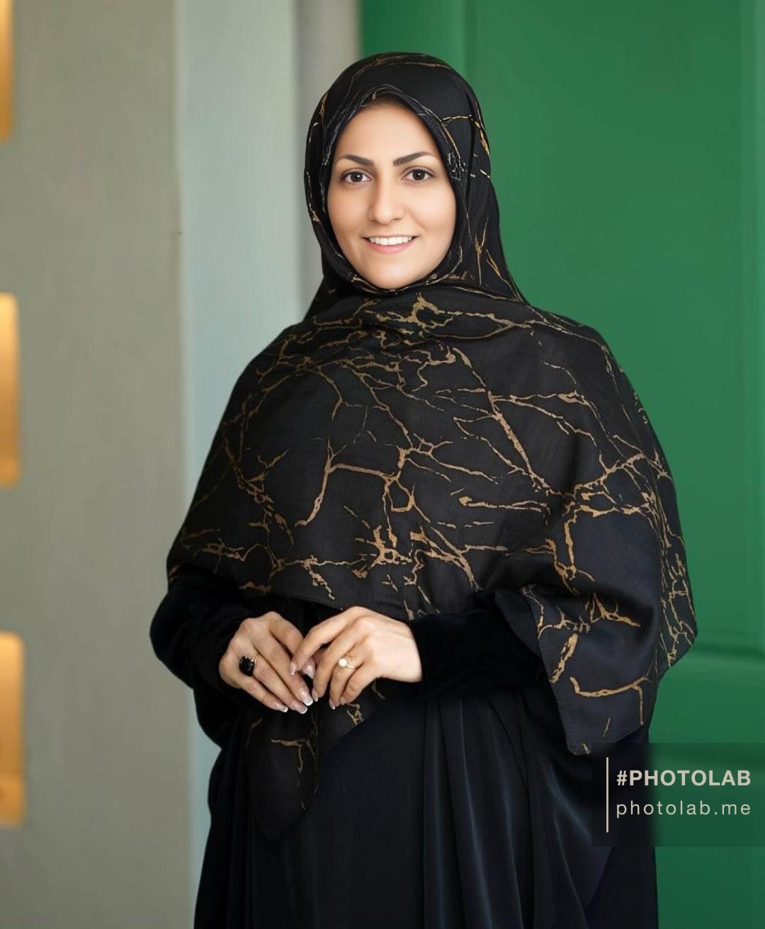 hostIntroImage-سمانه هیزم کن
