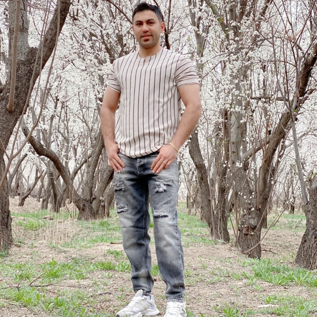 hostIntroImage-مهدی لنکرانی 