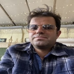 hostIntroImage-میثم دهقان