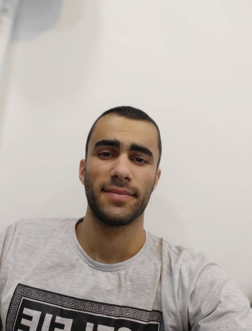 hostIntroImage-کاوه امینی