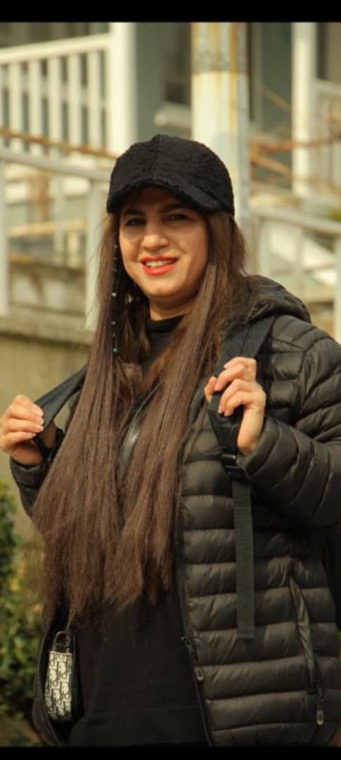 hostIntroImage-سمیه کمانرودی کجور