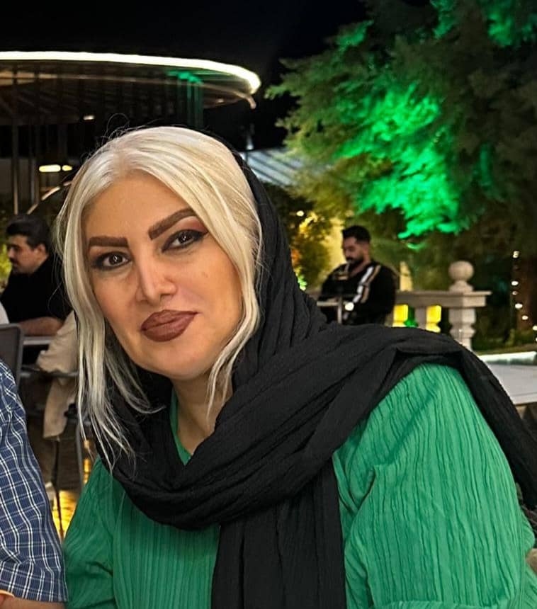 hostIntroImage-سونيا مائيل