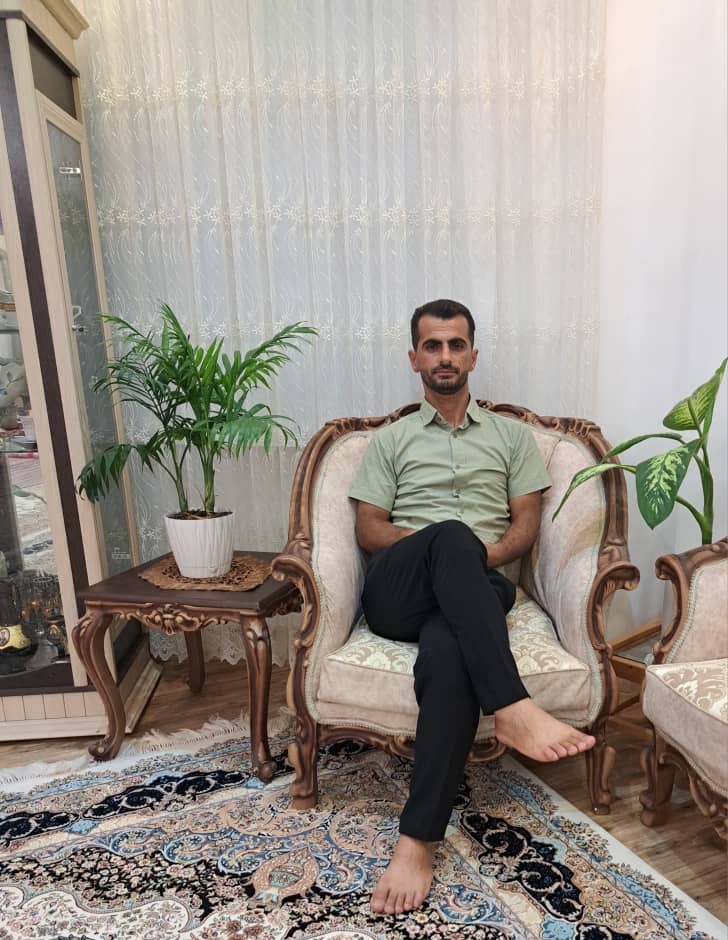 hostIntroImage-محسن فرخنده طالع ناوی 