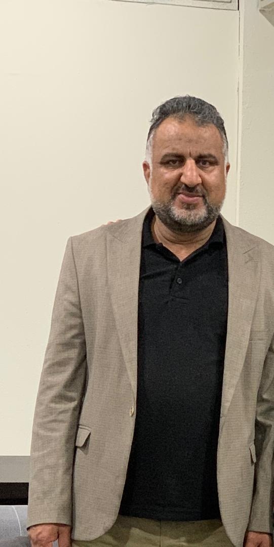 hostIntroImage-علی ایزدی 