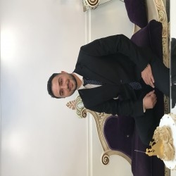 hostIntroImage-رضا نوری تبار