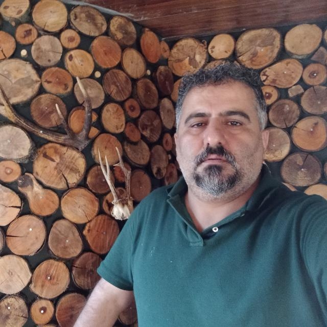 hostIntroImage-مهران گرجی پور