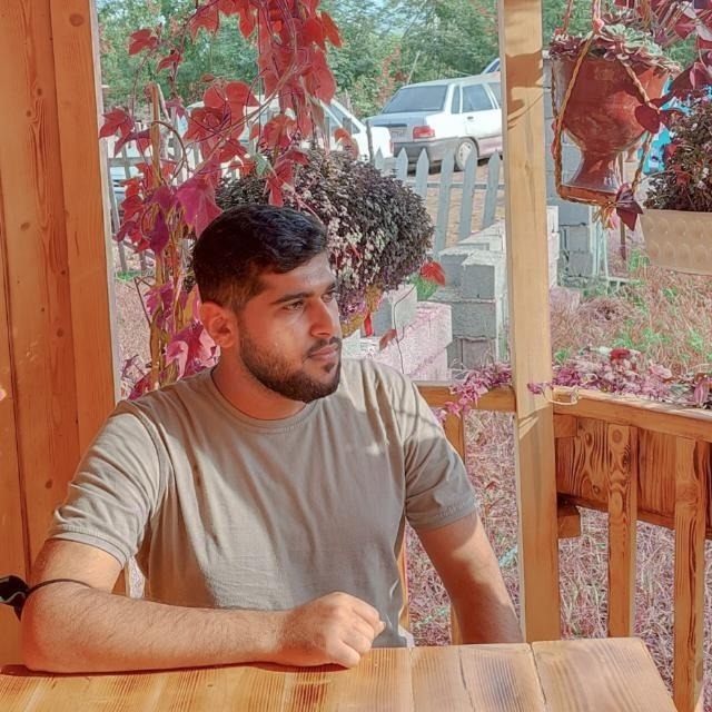 hostIntroImage-اسماعیل اسحاقی