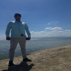 hostIntroImage-سید دانیال داودی