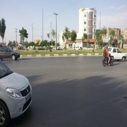 hostIntroImage-حسین حمزئی