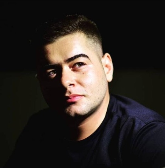 hostIntroImage-علی خانی فرد