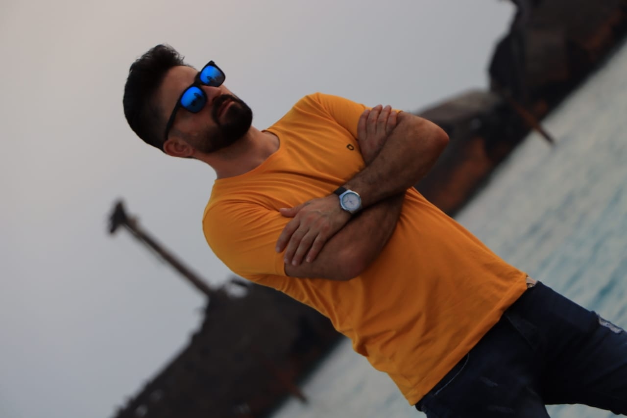 hostIntroImage-مجتبی قنبرپور