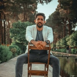 hostIntroImage-احمد توکلی