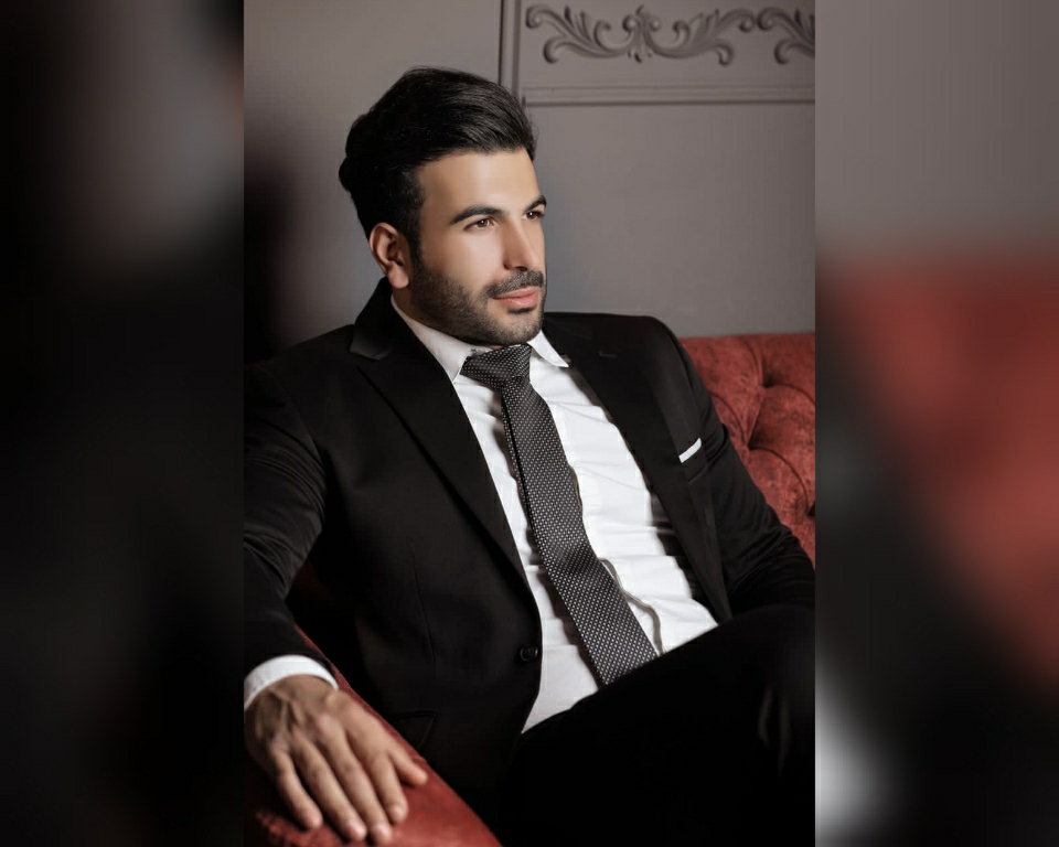 hostIntroImage-یونس هرمزی