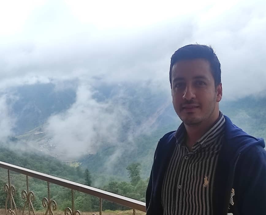 hostIntroImage-علی قاسمی