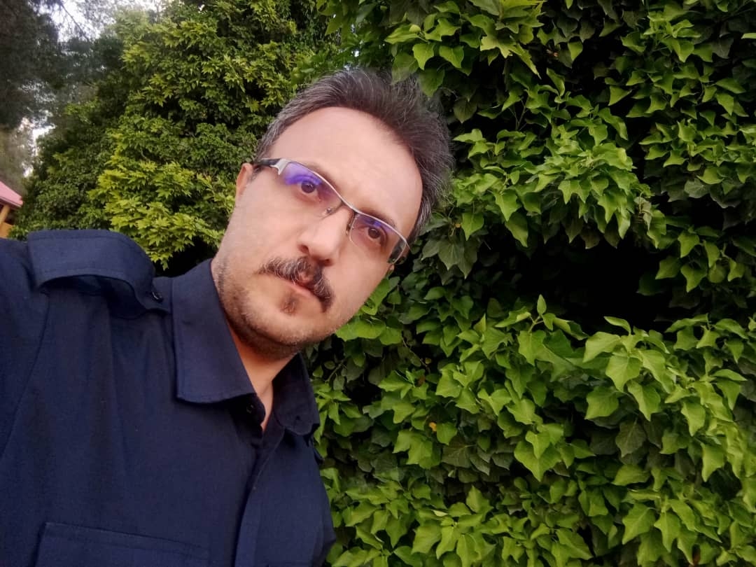 hostIntroImage-قاسم کرمی