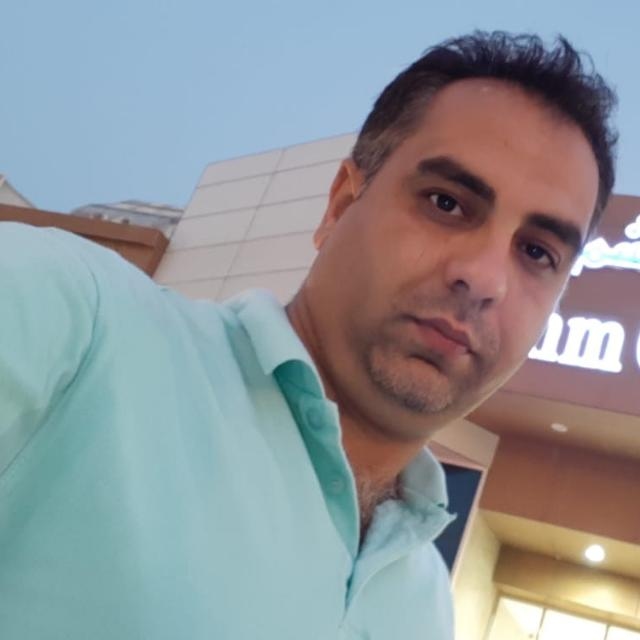 hostIntroImage-امید نیک اقبال