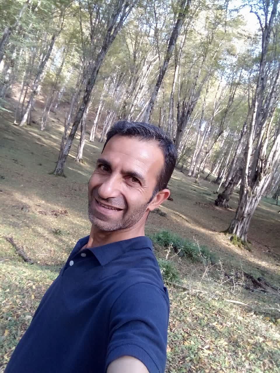 hostIntroImage-علی اصغر زارعی رزکه