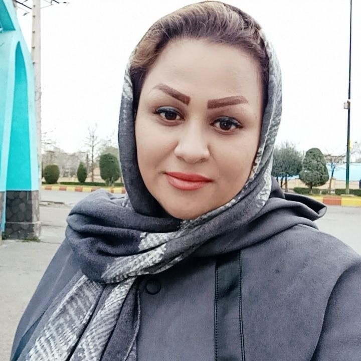 hostIntroImage-فائزه براتی 