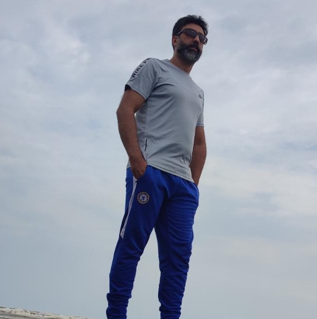 hostIntroImage-اسماعیل کاویانی