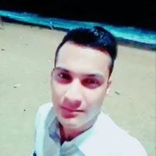 hostIntroImage-میلاد ریگی