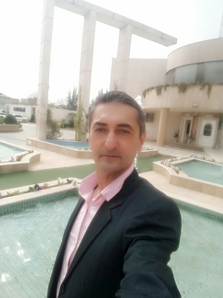 hostIntroImage-مهدی مرادی