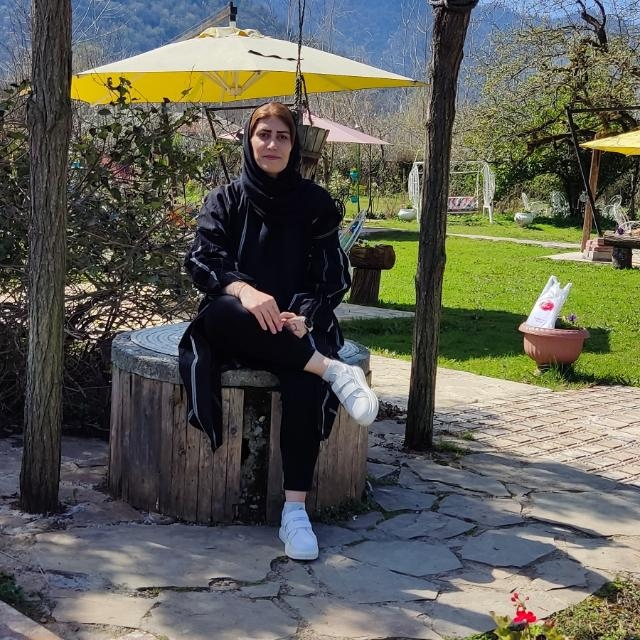 hostIntroImage-گیسو منتظری