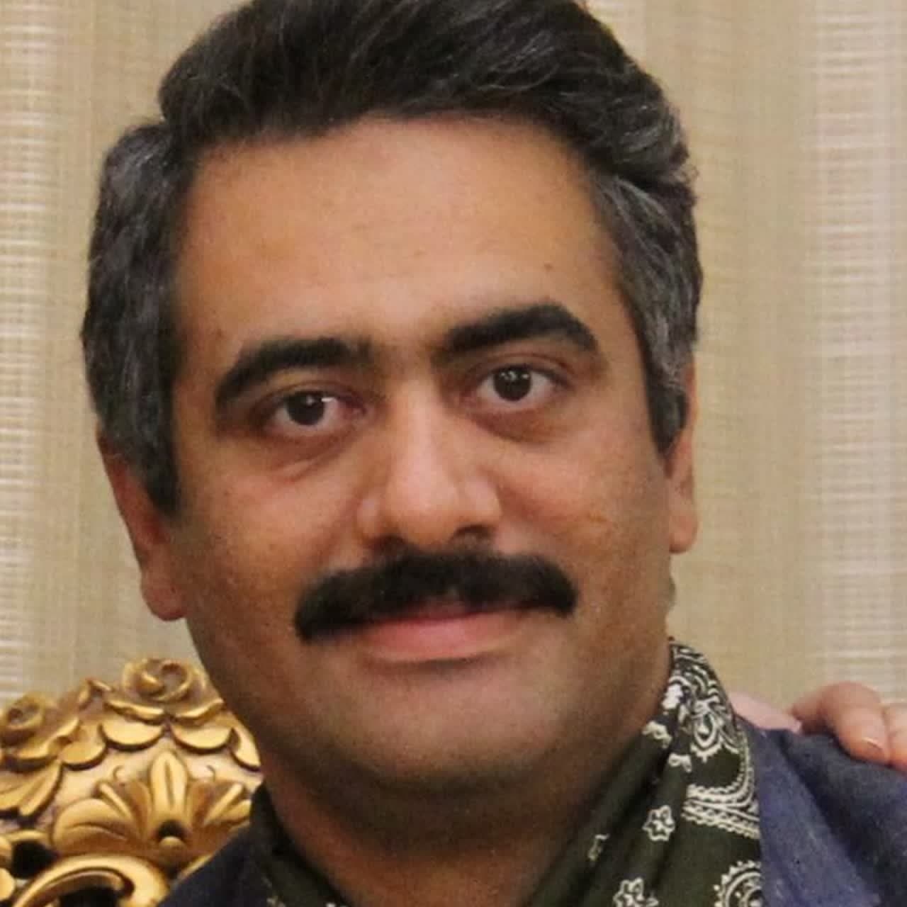 hostIntroImage-محمدعلی ایرانپور