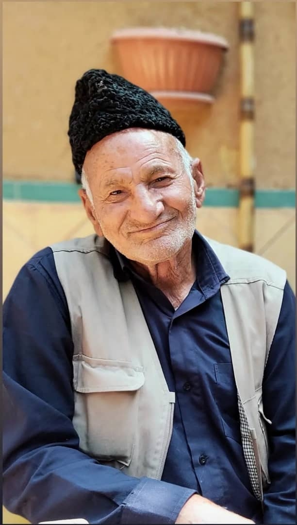 hostIntroImage-عبدالحمید حیدری