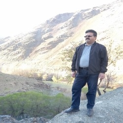 hostIntroImage-یحیی درخشان
