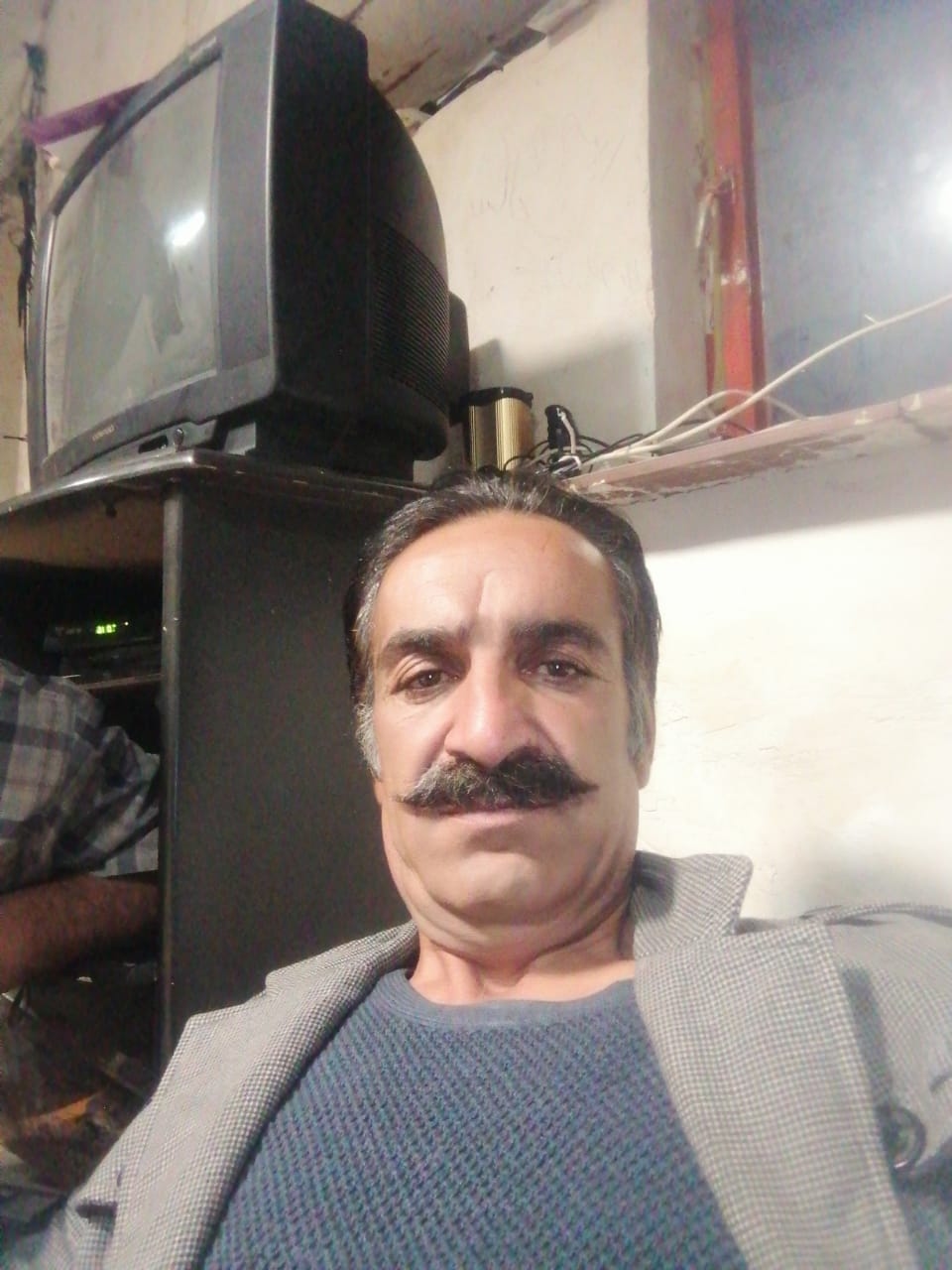hostIntroImage-منصور سلیمانی نصر آباد